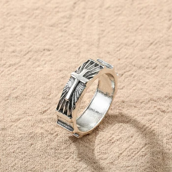 Kinitial aprill Anéis masculinos de prata feitos à mão kom cruz de aço inoxidável anéis de casamento masculinos Kristlik Rist